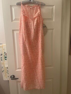 GAP Peach Pink Floral Slip Dress with side pockets, like New